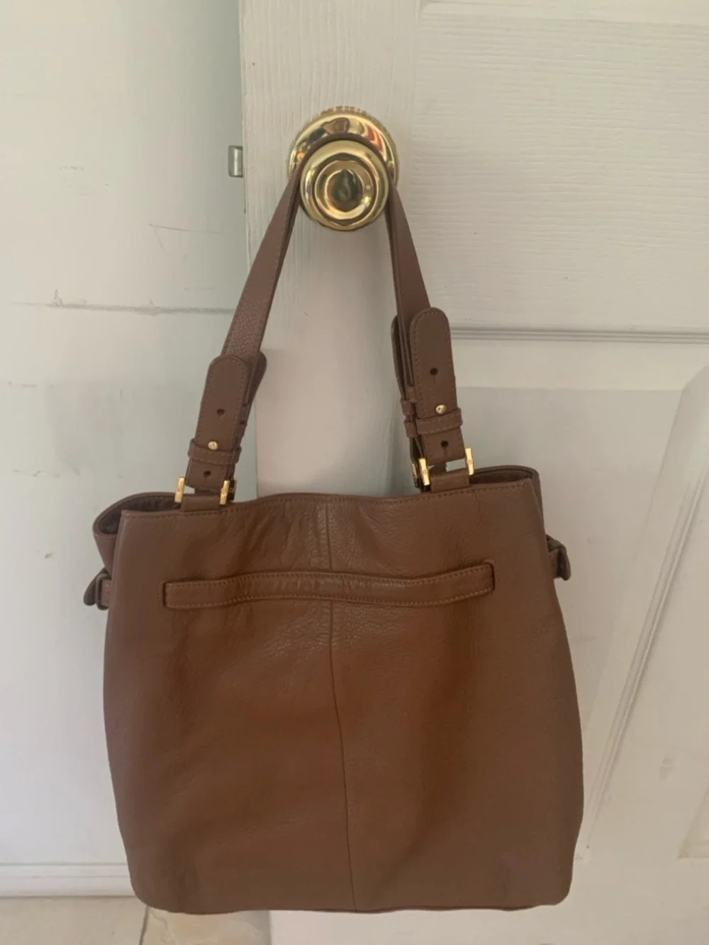 Tory Burch Brown Leather Shoulder Bag with Gold Logo - Picture 2 of 10